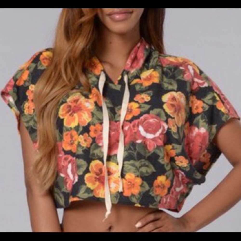 Floral hooded crop top